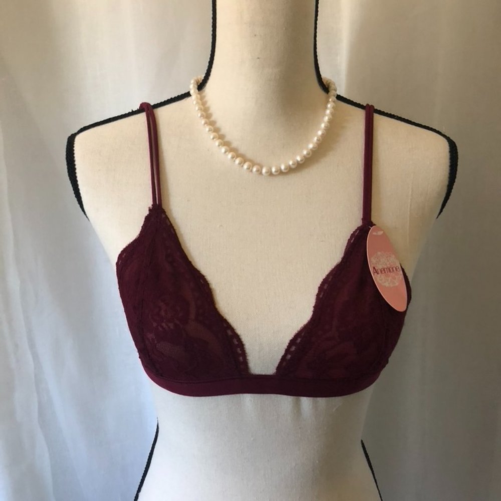 NWT Anemone Red Lace Bralette